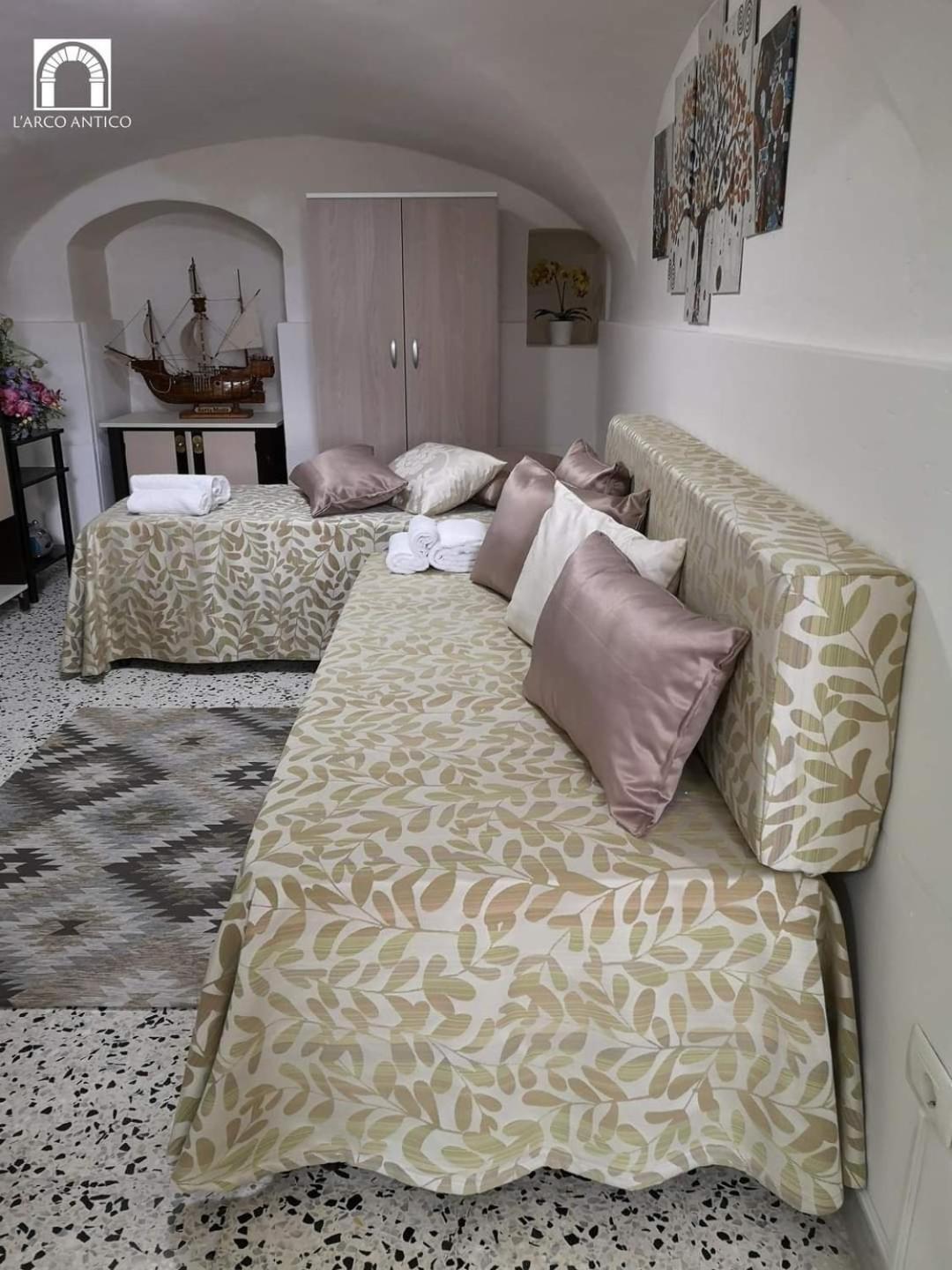 Hotel Arco Antico Grassano Esterno foto